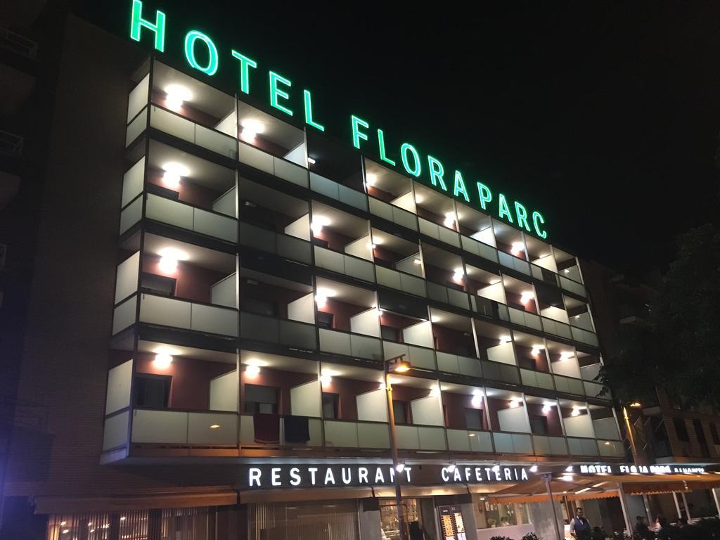 Hotel Flora Parc Кастельдефельс Экстерьер фото